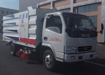 CLW5070TSLD5型扫路车