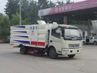CLW5081TSLD5型扫路车
