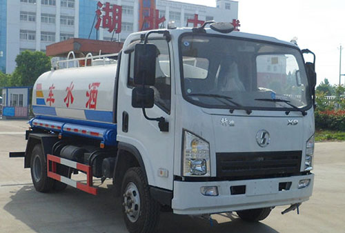 陕汽轩德洒水车图片