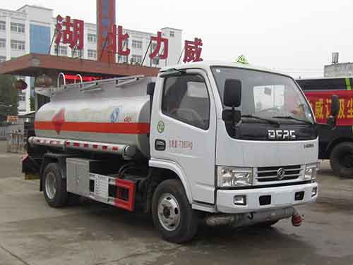 HLW5072GYY5EQ运油车