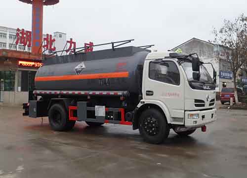 HLW5120GFW5EQ腐蚀性物品罐式运输车