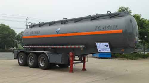 20方氢氧化钠罐式运输半挂车HLW9402GFW型