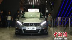 新一代东风标致308亮相北京前门标致大道