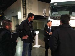 中国重汽产品在南非2016年“TruckX Expo”展会劲舞