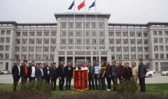 天津地区物流客户代表走进华菱星马体验参观 汽