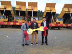 40台徐工非公路宽体自卸车交付用户 汽车市场网